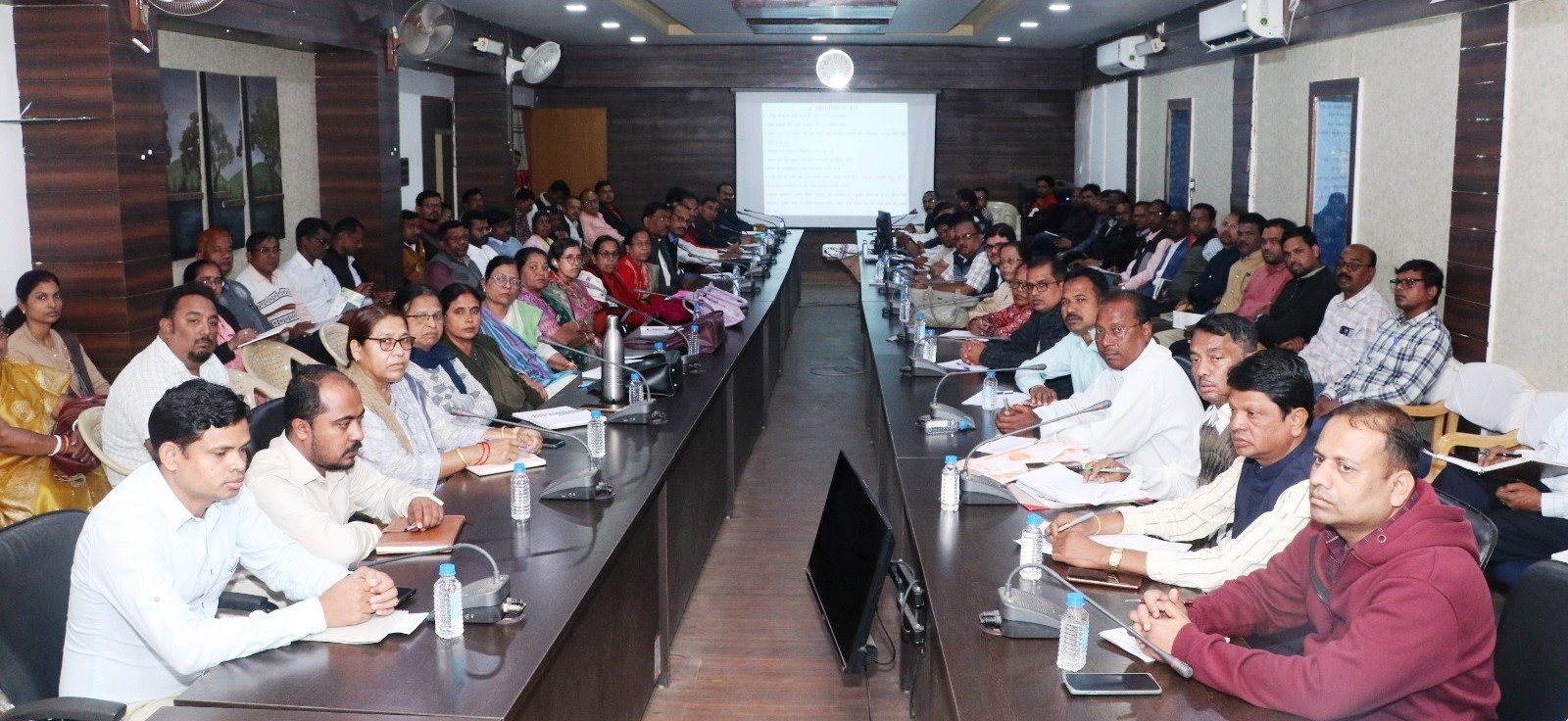 प्रवेश परीक्षा हेतु व्यापमं द्वारा जारी दिशा निर्देशों का अक्षरशः पालन करें पर्यवेक्षक व केंद्राध्यक्ष