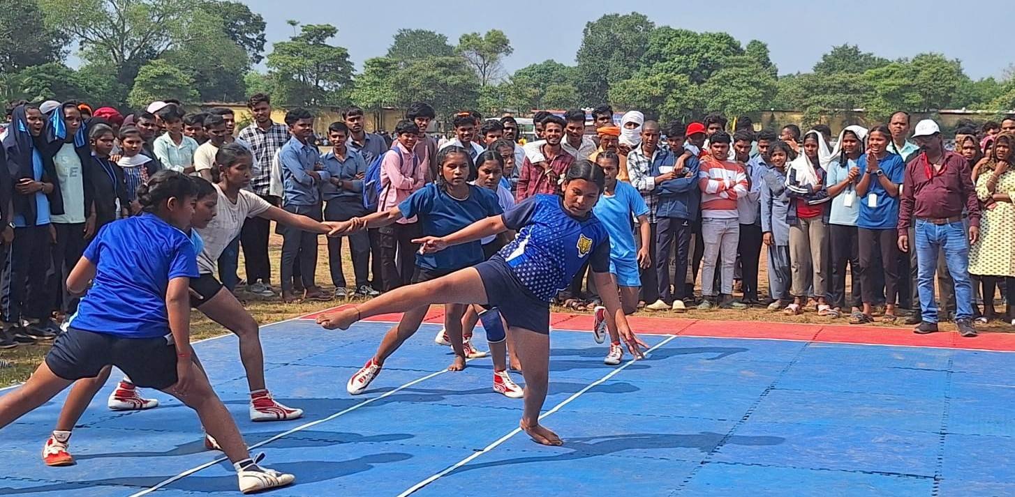 बस्तर ओलंपिकः खिलाड़ी दिखा रहे दमखम