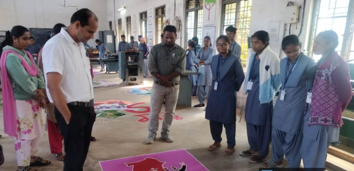 छत्तीसगढ़ रजत जयंती समारोह के उपलक्ष्य में बस्तर आईटीआई में हुई रंगारंग प्रतियोगिताएं