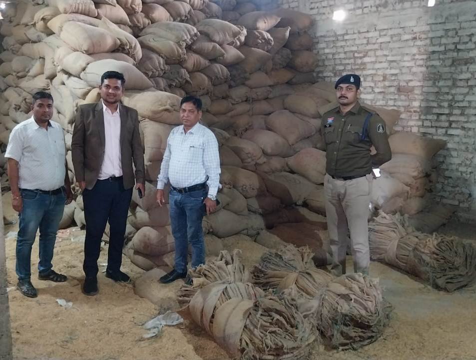 आज कुल 9 प्रकरणों में 57 लाख 28 हजार 800 रूपए मूल्य के 1848 क्विंटल अवैध धान जप्त