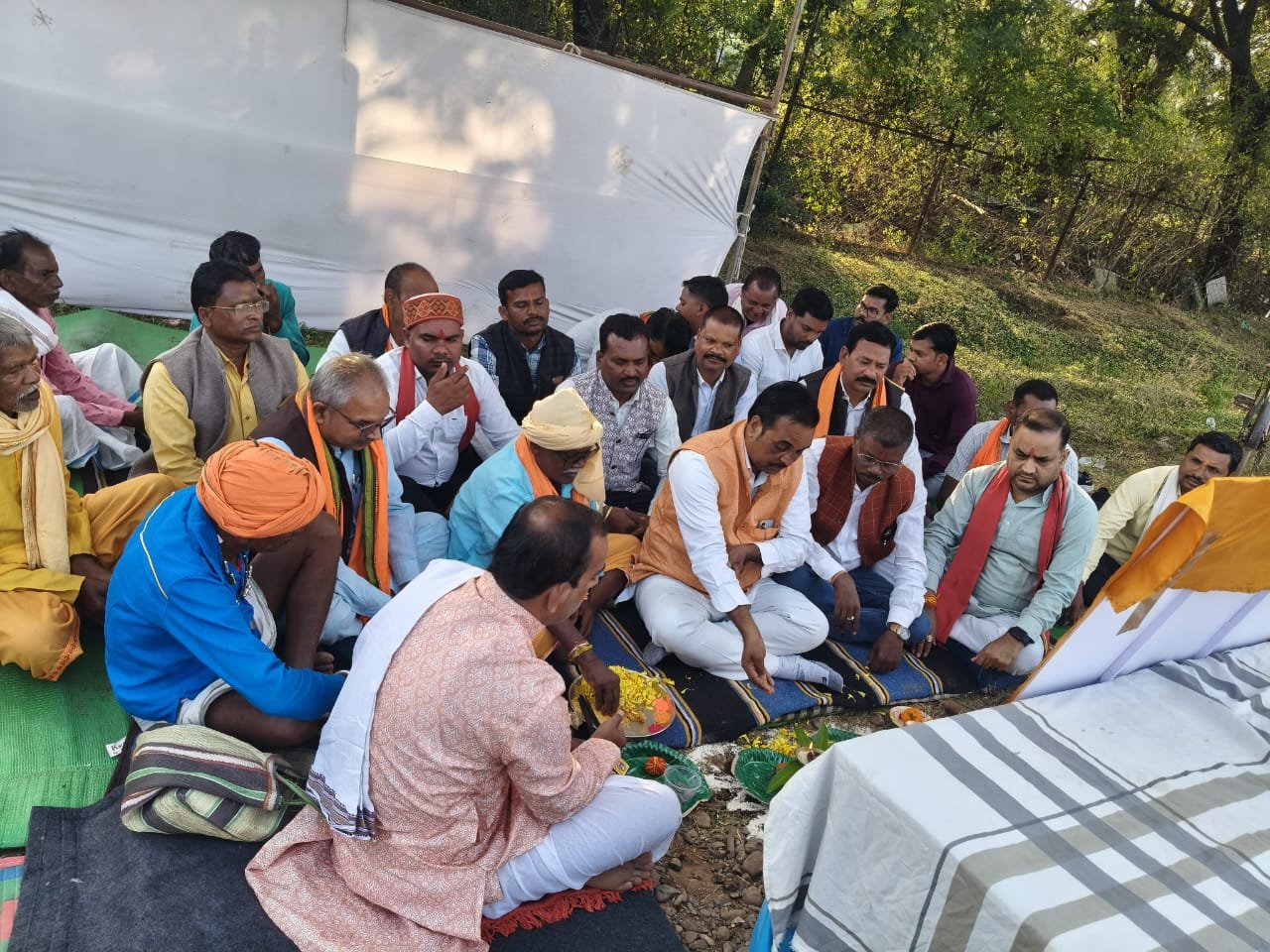 सैगोना में मुख्यमंत्री गौरव पथ योजना के तहत 41.65 लाख रूपए की लागत की सड़क का भूमिपूजन सम्पन्न