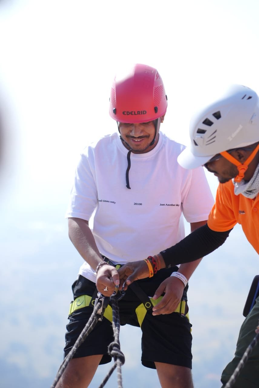 जशपुर जम्बुरी छू रहा सफलता की उंचाई पर्यटकों ने चार दिनों तक प्रकृति की गोद में एडवेंचर का भरपूर आनंद लिया