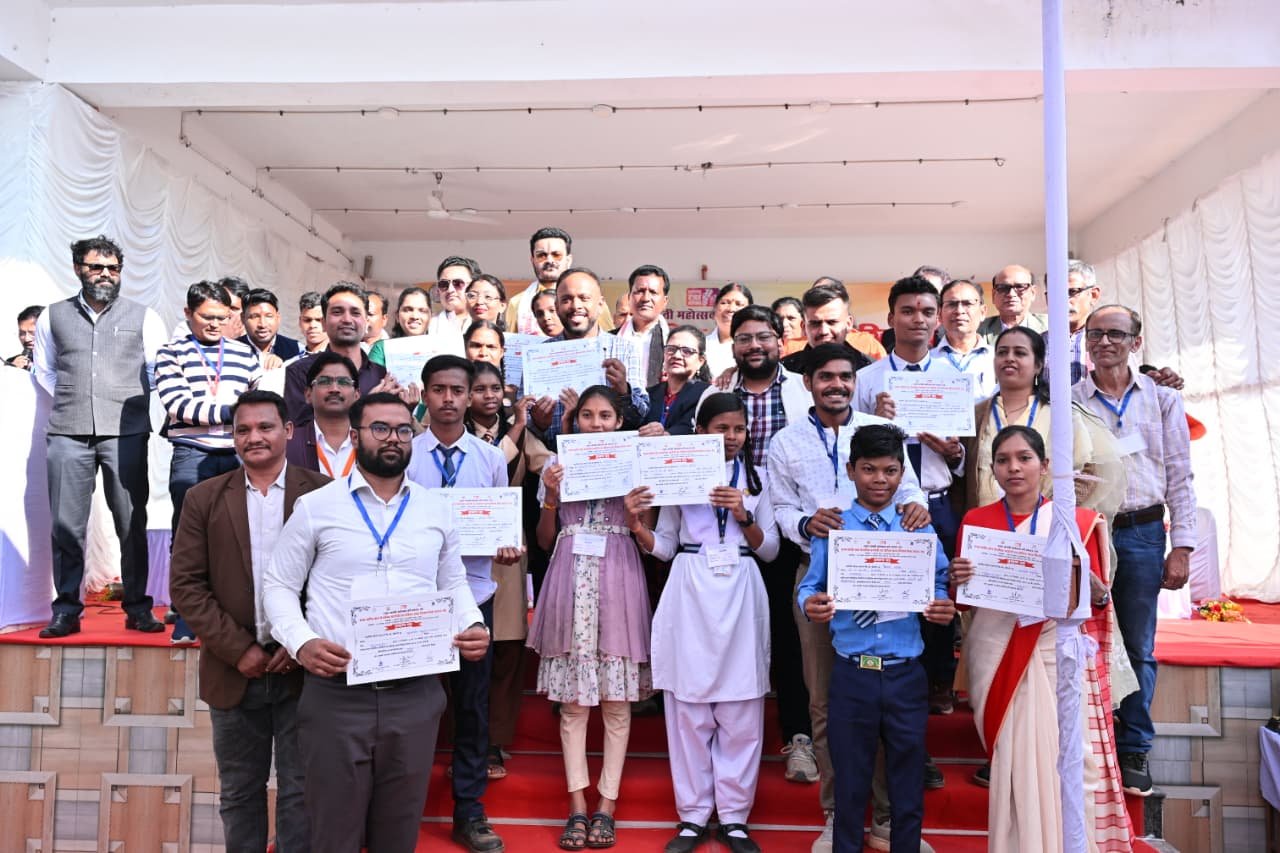 वैज्ञानिक सोच बच्चों के भविष्य का मजबूत आधार- विधायक गोमती साय