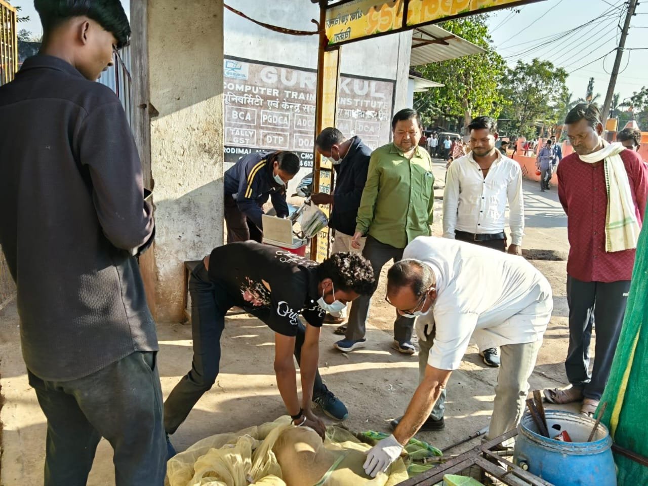 रायगढ़ जिले में आवारा कुत्तों के लिए एंटीरेबीज टीकाकरण अभियान तेज, अब तक 67 कुत्तों को लगाया गया टीका