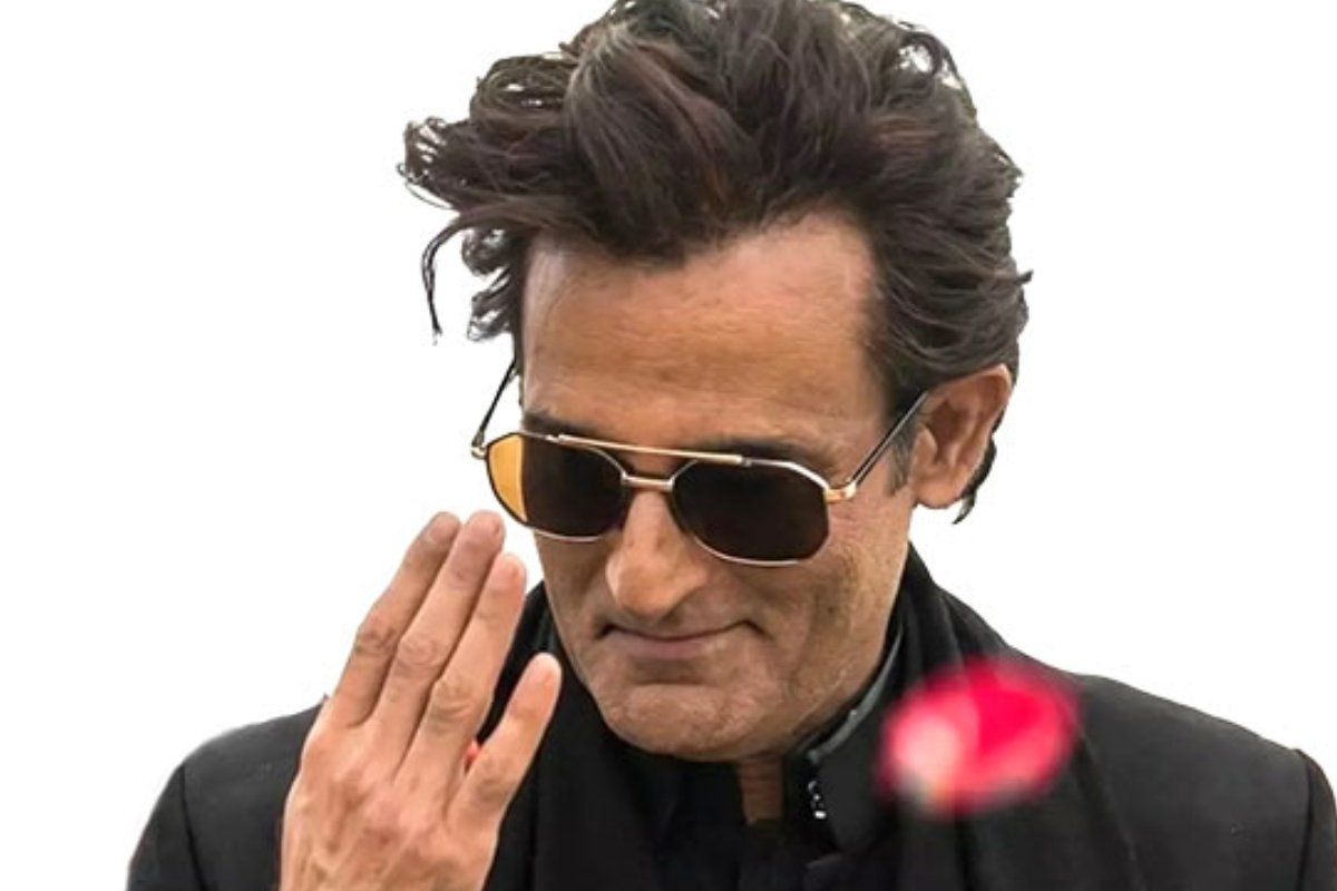 पूरे स्कूल का क्रश थे अक्षय खन्ना’, उनकी क्लासमेट ने किए चौंकाने वाले खुलासे