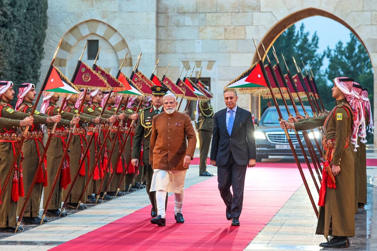पीएम मोदी का जॉर्डन में हुआ भव्य स्वागत, वीडियो आया सामने