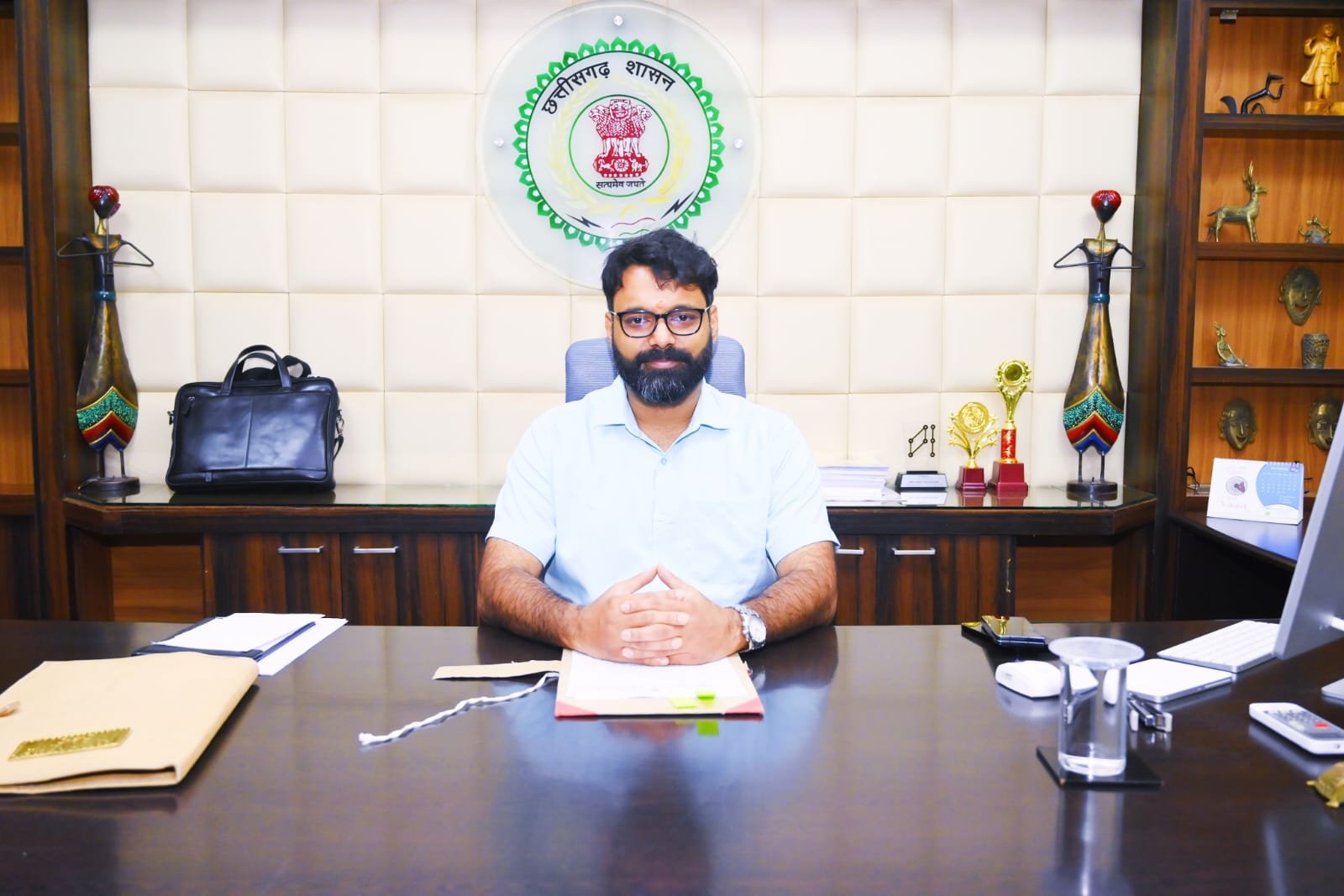 कलेक्टर ने की अपील अपने नन्हे मुन्ने बच्चों को दो बूंद पोलियो की खुराक जरूर पिलाएं दो बूंद हर बार, पोलियो पर जीत रहे बरकरार