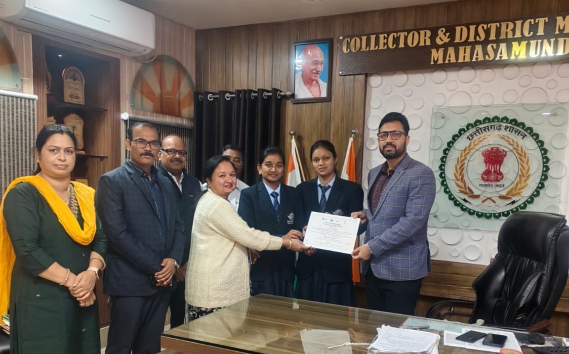 राष्ट्रीय स्तर एवं राज्य स्तर पर विद्यालयों का चयन कर पुरस्कार हेतु नामांकन प्रेषित