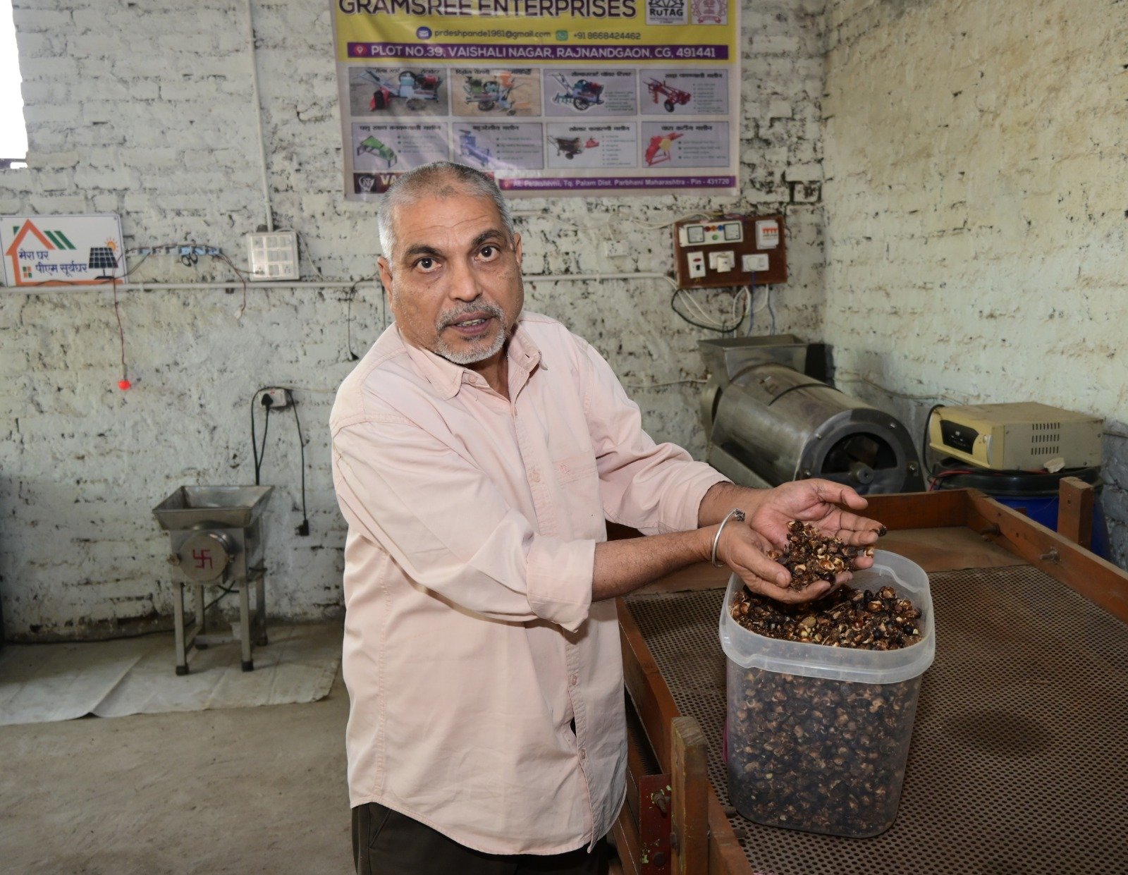 धुन के पक्के प्रदीप ने अपनी जिद से दुनिया बदली…