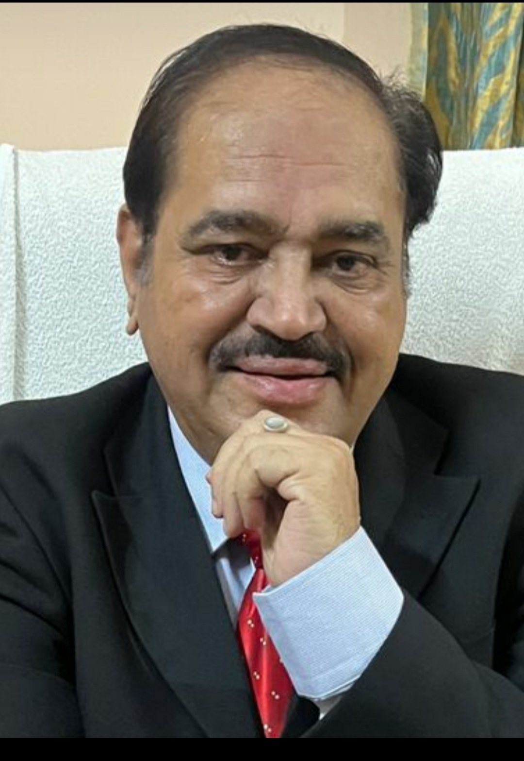 वैश्विक विश्व युद्ध के मुहानें पर बैठी मानवताl हुक्मरानों की सनक और सत्ता लोलुपता।