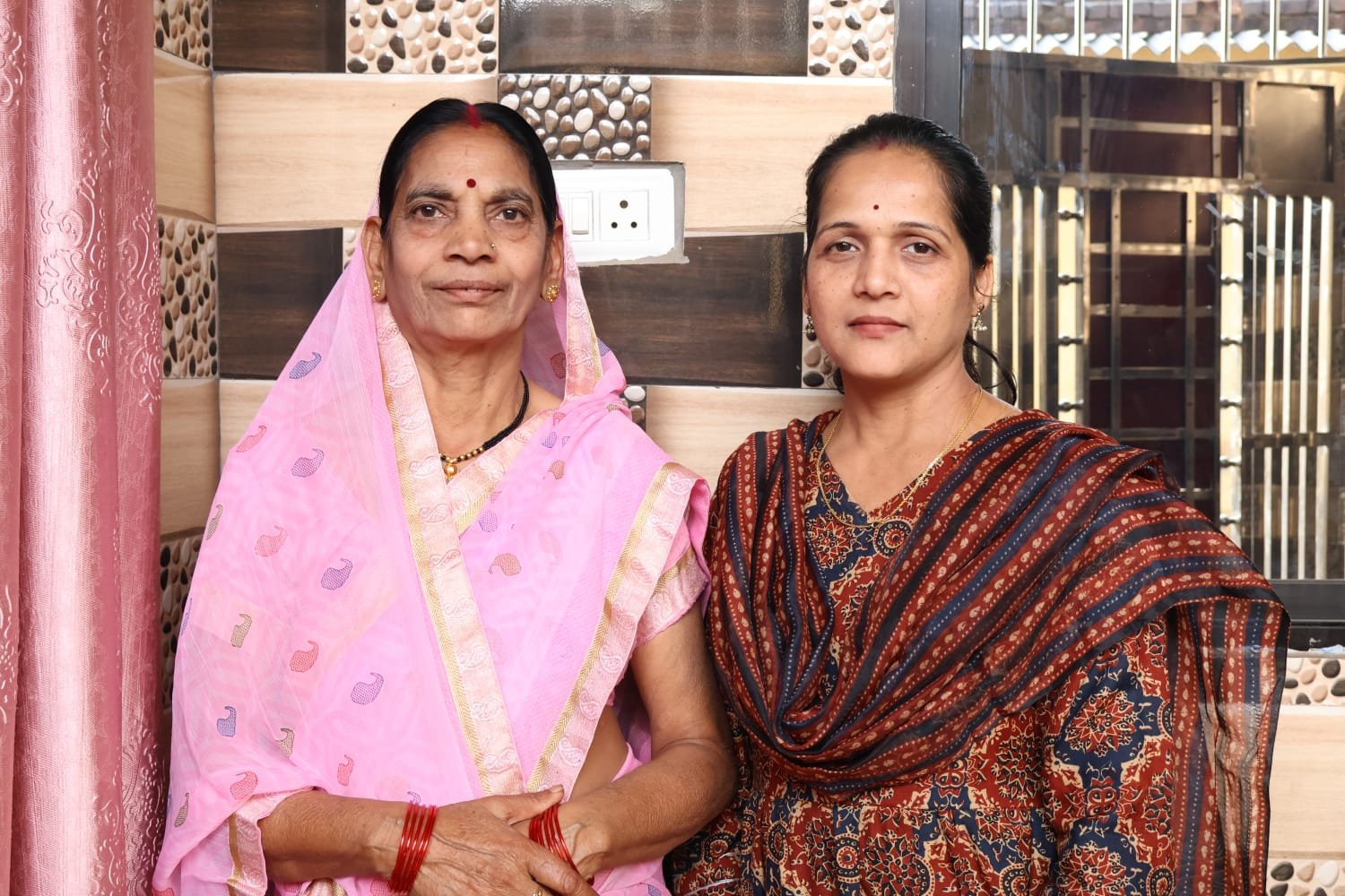 सम्मान से सशक्तिकरण तकः महतारी वंदन योजना ने रचा बदलाव का नया अध्याय सास-बहू के रिश्ते में आई मजबूती, आर्थिक सुरक्षा बनी आधार