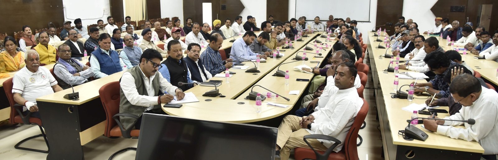 स्वास्थ्य विभाग में 525 पदों पर भर्ती की प्रक्रिया जारी  कोरोना वॉरियर्स को बोनस अंक के लिए 29 जनवरी तक भेजना होगा आवेदन