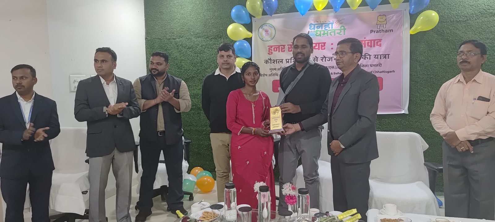 युवा संवाद कार्यक्रम में कलेक्टर अबिनाश मिश्रा हुए शामिल, कौशल विकास से आत्मनिर्भरता का दिया संदेश