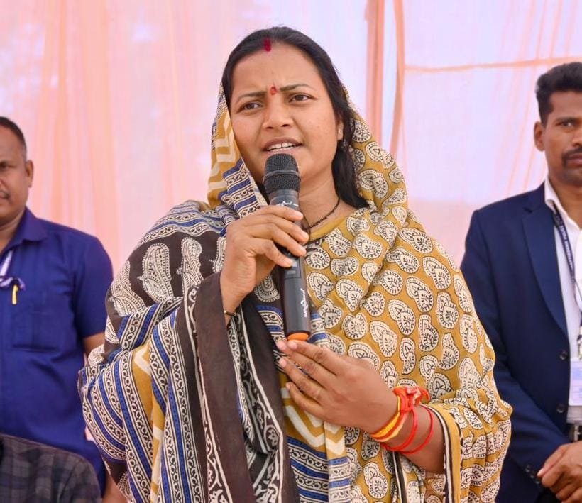 सड़कें बनेंगी विकास का आधार: मंत्री लक्ष्मी राजवाड़े ने सूरजपुर में 15.50 करोड़ के कार्यों का किया शुभारंभ