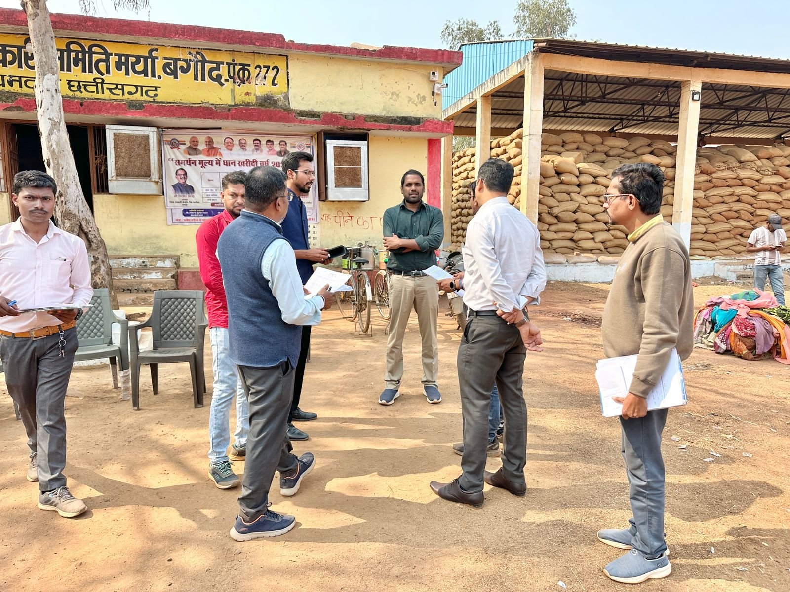 धान उपार्जन में पारदर्शिता और तत्परता, कलेक्टर के निरीक्षण से व्यवस्थाएं सुदृढ़