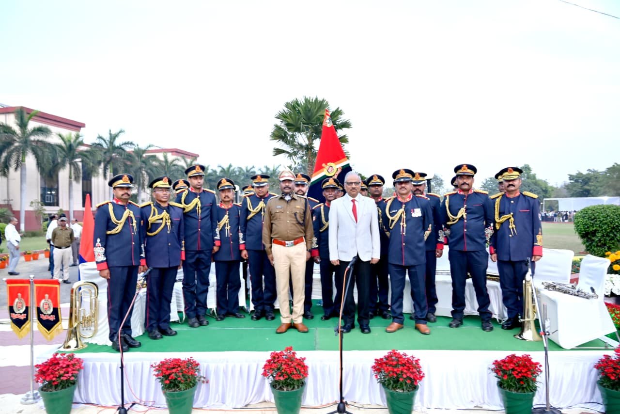 आरपीएफ बैंड की प्रस्तुति ने उच्च न्यायालय परिसर को किया संगीतमय