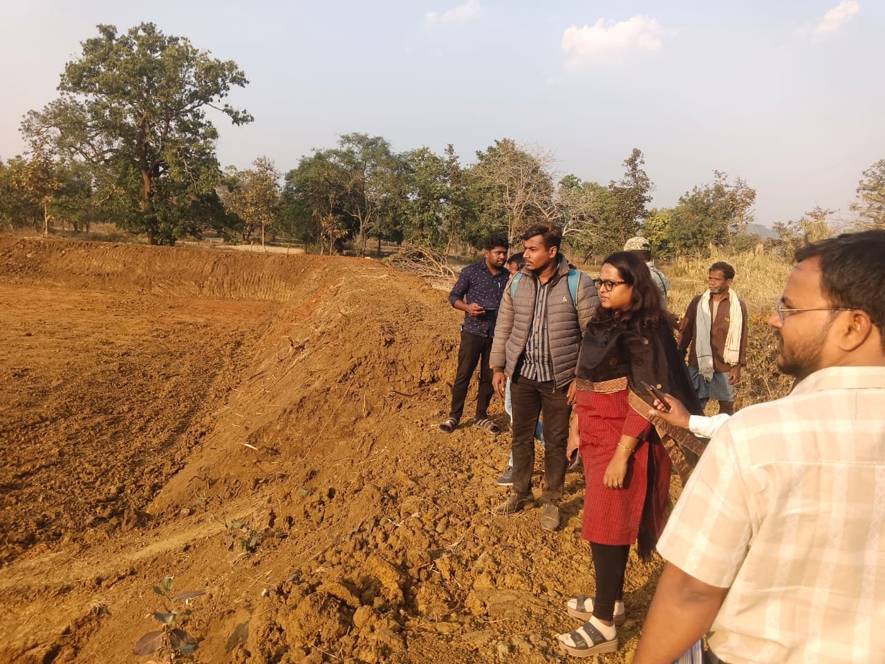 प्रधानमंत्री मत्स्य सम्पदा योजना के कार्यों का कलेक्टर प्रजापति ने किया निरीक्षण