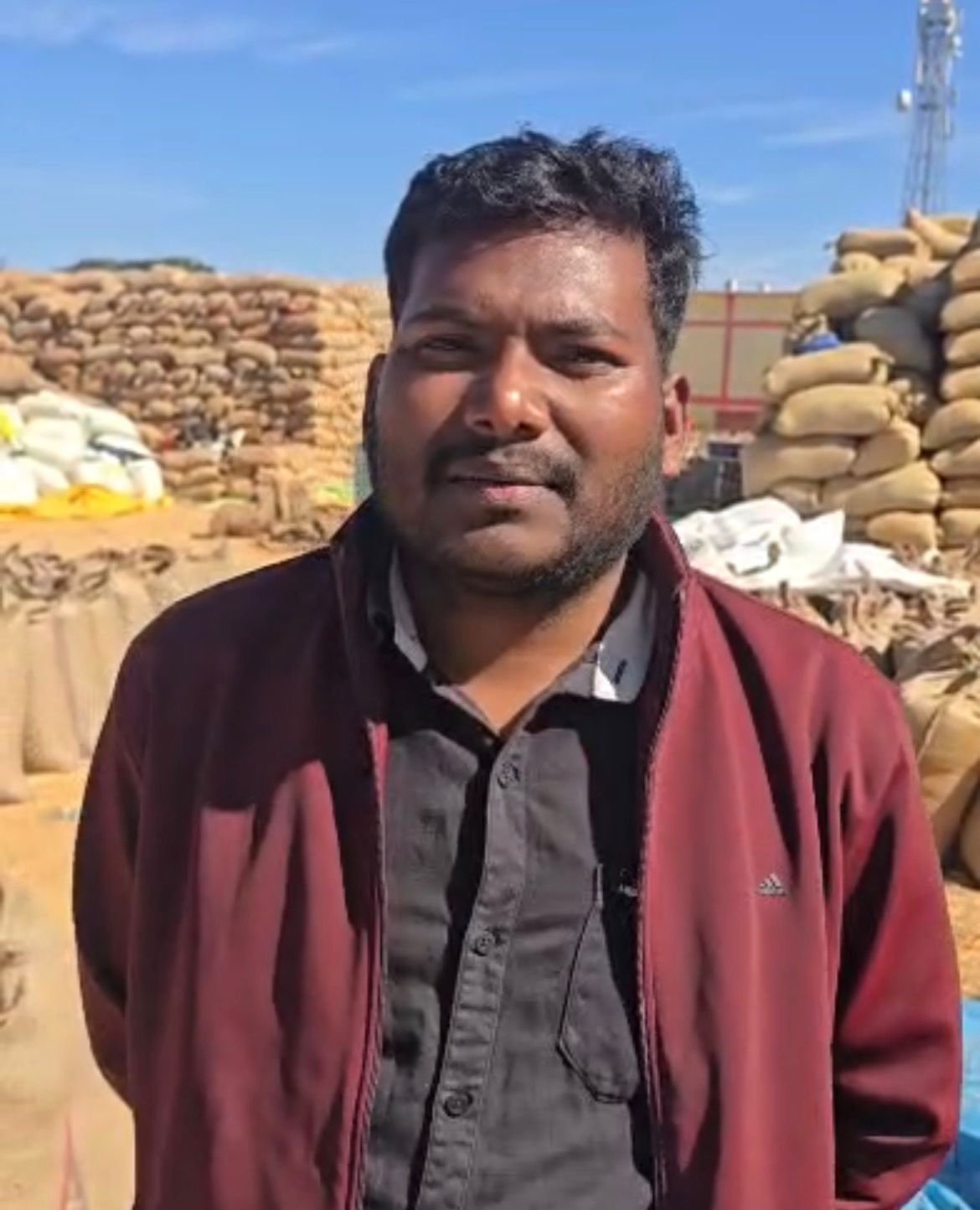 किसान बिना किसी परेशानी के अपनी उपज का बेच रहे धान खरीदी केंद्र की व्यवस्था से किसान है खुश