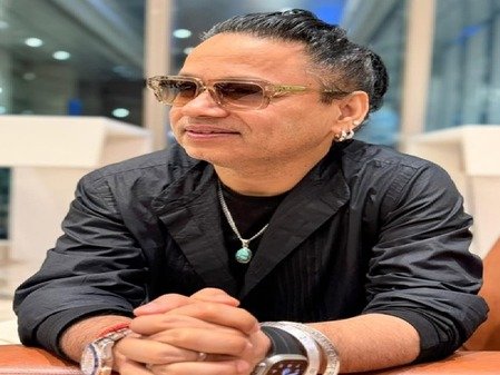 मोहब्बत नहीं, मौत का जश्न है ‘आज मेरे पिया घर आवेंगे’, जानें कैलाश खेर के गाने की इनसाइड स्टोरी