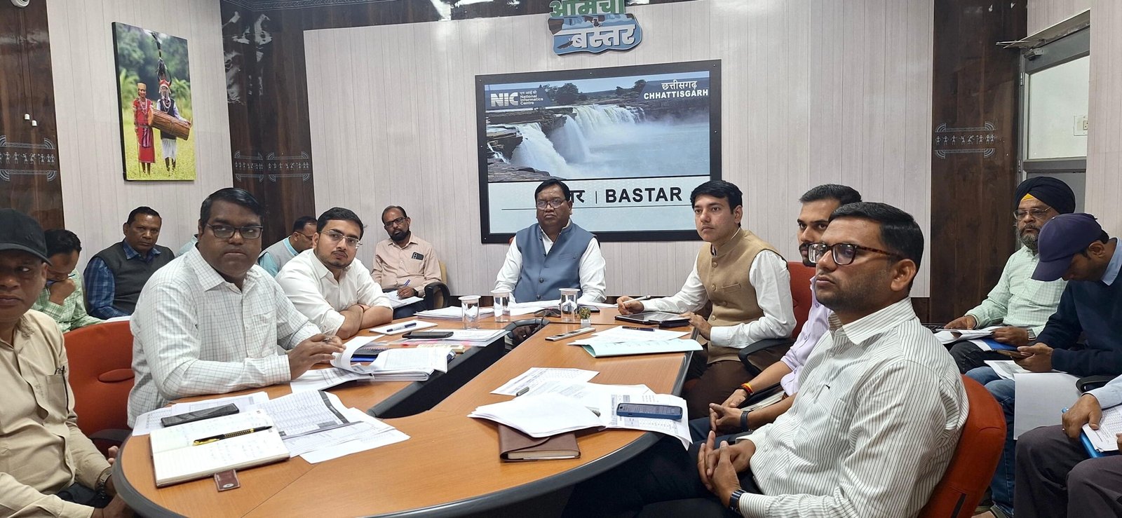 मुख्य सचिव ने वीडियो कॉन्फ्रेंसिंग के माध्यम से कलेक्टर कॉन्फ्रेंस में योजनाओं की प्रगति की समीक्षा की