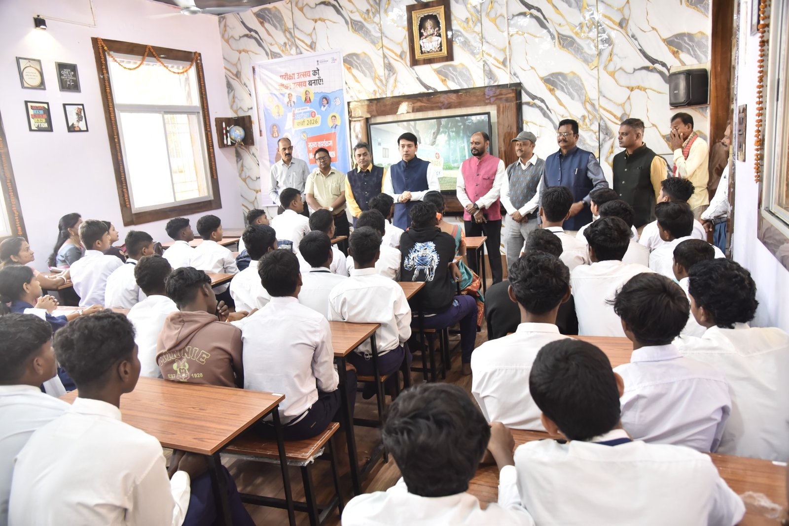 बस्तर में परीक्षा पे चर्चा, डिजिटल क्रांति के सहारे एक लाख से अधिक विद्यार्थियों तक पहुंचा प्रधानमंत्री का मंत्र