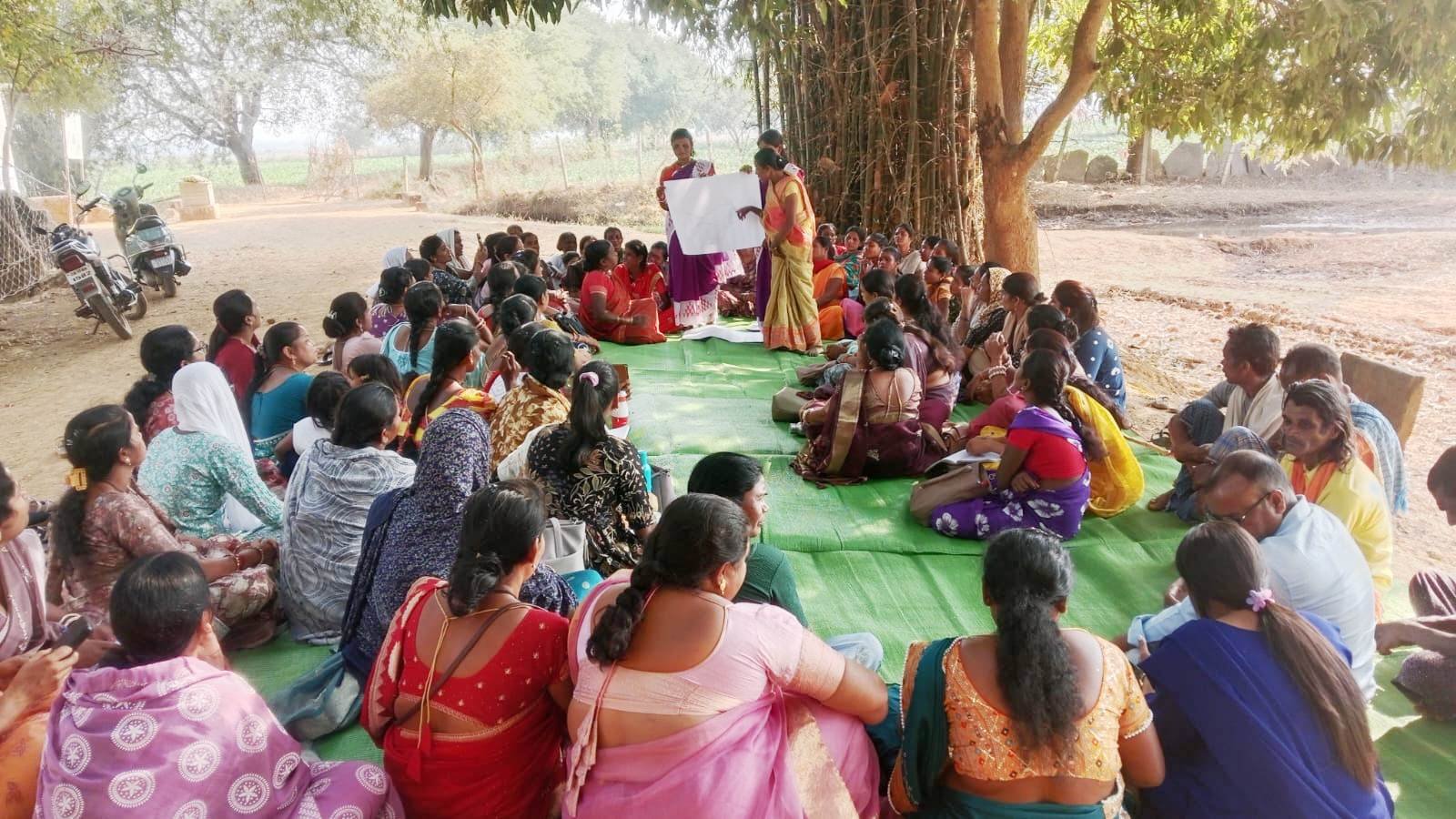 बस्तर के संगवारी जेंडर संसाधन केंद्र में उमड़ा राजनांदगांव के 45 सदस्यीय दल का उत्साह  जेंडर समानता और सामाजिक सरोकारों पर हुआ मंथन