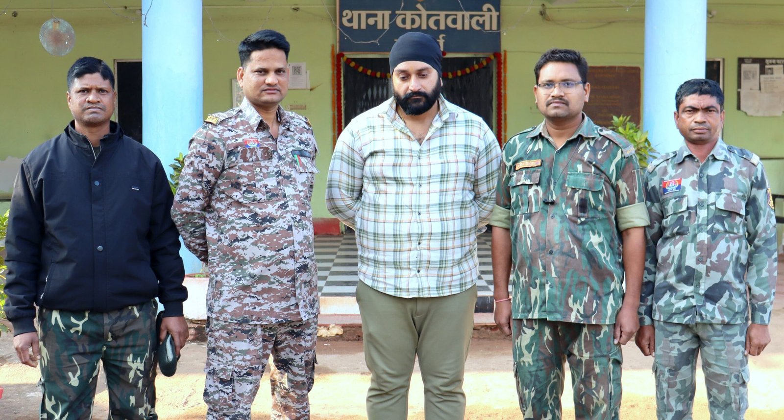 ऑनलाइन सट्टा जुआ पर कबीरधाम पुलिस का प्रहार