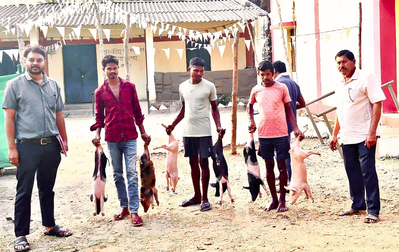 नियद नेल्ला नार योजना से संवर रही वनांचल की राह