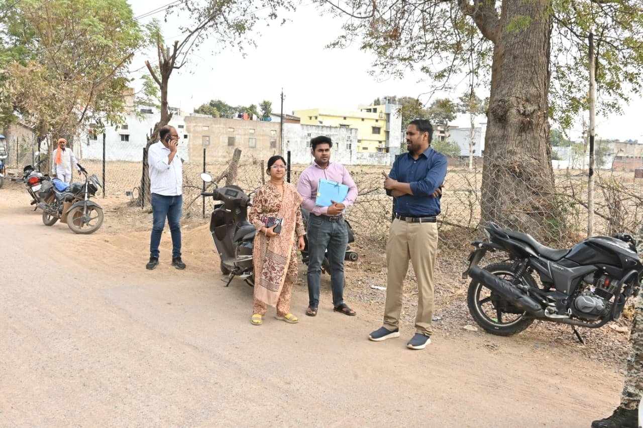 500 सीटर अत्याधुनिक नालंदा परिसर स्थल का कलेक्टर ने किया निरीक्षण