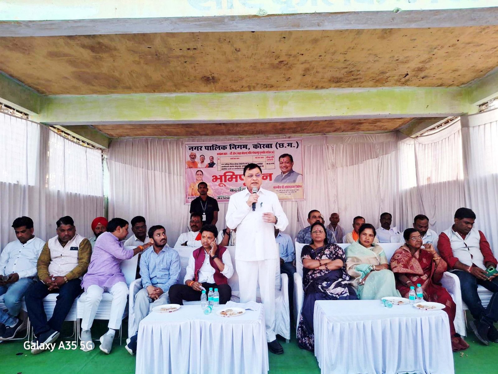 गोपालपुर पुनर्वास गांव की बर्षो से जर्जर सड़कों का होगा जीर्णोंद्धार व डामरीकरण