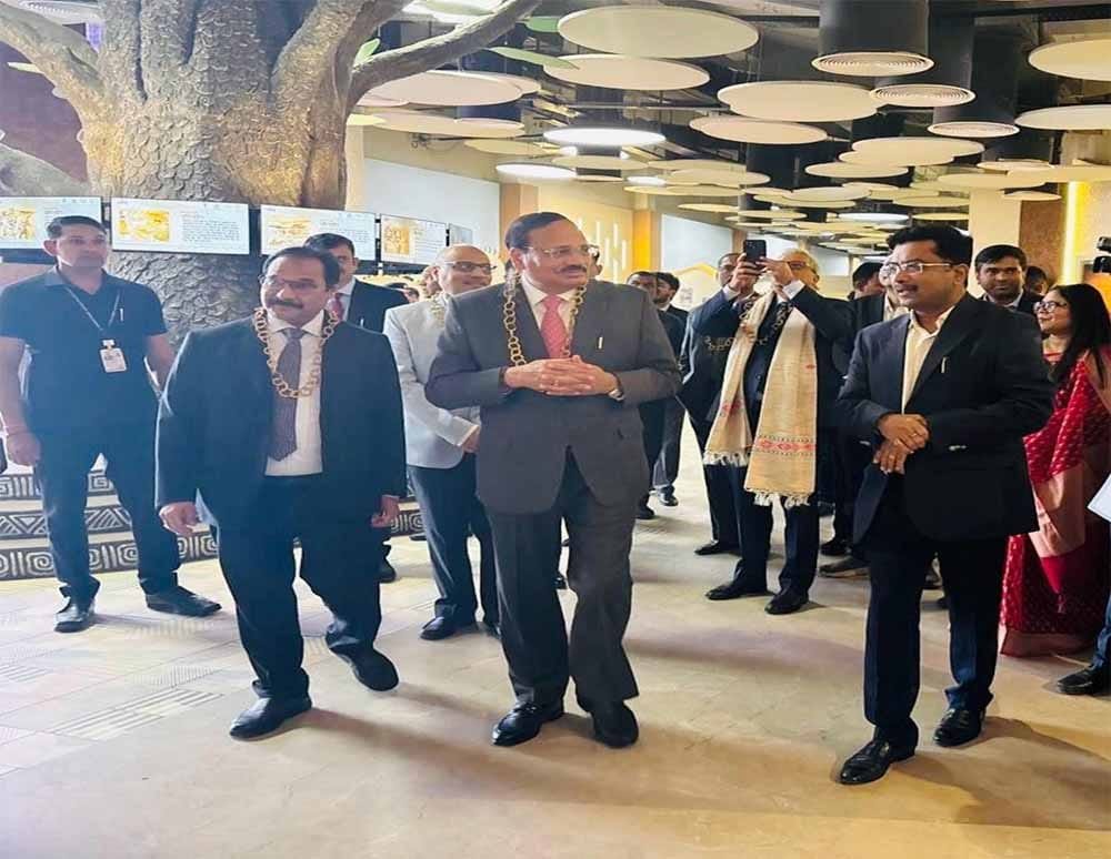 देश के प्रत्येक व्यक्ति को जनजातीय इतिहास को जानना चाहिए: चीफ जस्टिस न्यायमूर्ति सूर्यकांत