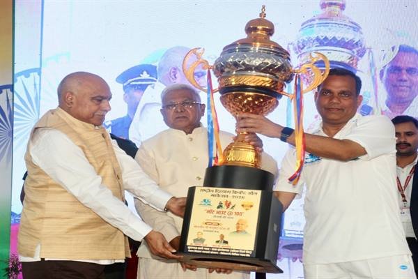 खेल महोत्सव मानवीय संकल्प, आत्मविश्वास और अदम्य साहस का प्रदर्शन : राज्यपाल पटेल
