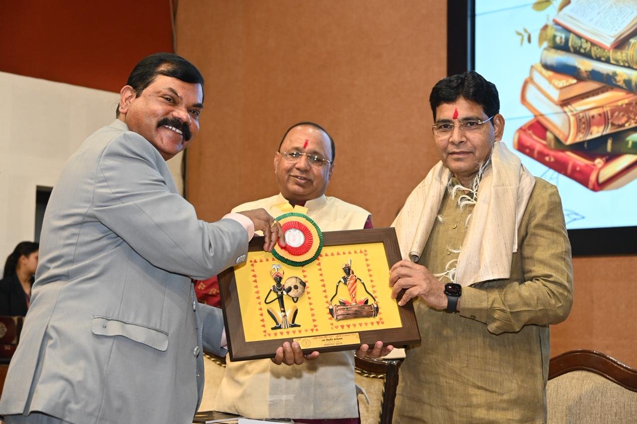 राष्ट्रीय शिक्षा नीति 2020 के माध्यम से शिक्षा को रोजगारोन्मुख, नवाचारपरक और वैश्विक स्तर पर प्रतिस्पर्धी बनाया जा रहा है-उच्च शिक्षा मंत्री  टंक राम वर्मा