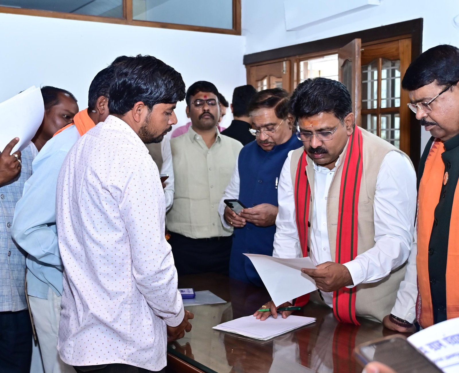 प्रदेश भाजपा कार्यालय ‘सहयोग केंद्र’ जनदर्शन में उपमुख्यमंत्री विजय शर्मा ने सुनीं लोगों की समस्याएं