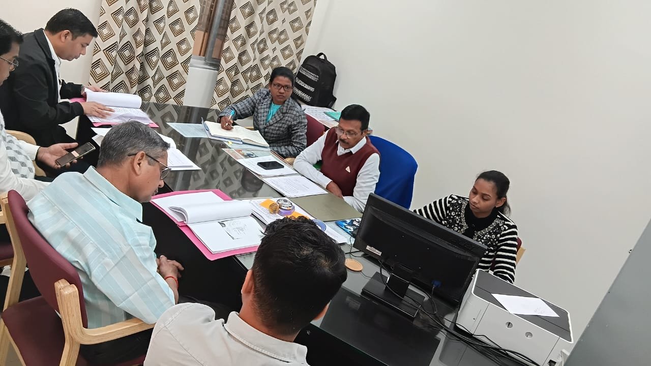 विद्युत उपभोक्ता शिकायत निवारण फोरम की शुरुआत अम्बिकापुर में गठित फोरम से सरगुजा संभाग के उपभोक्ताओं को मिलेगी बड़ी राहत