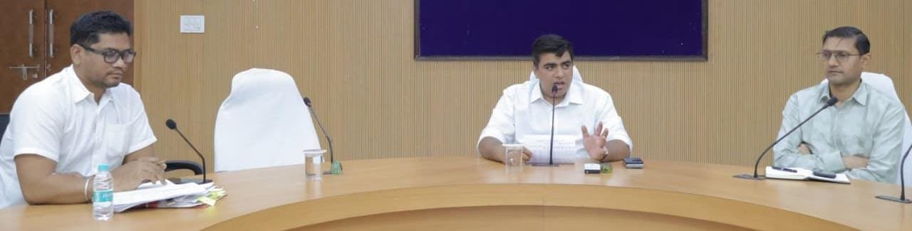 रसोई गैस-पेट्रोल की कमी की अफवाहों से बचें, प्रशासन की नागरिकों से अपील