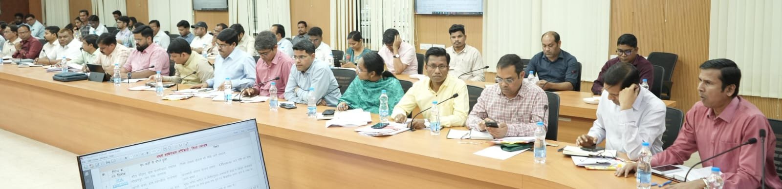 कलेक्टर ने कोटपा एक्ट के सख्त पालन के निर्देश, शैक्षणिक परिसरों को एक माह में तंबाकू-मुक्त बनाने का लक्ष्य समाज कल्याण विभाग को जनजागरूकता अभियान चलाने के निर्देश नारकोटिक्स को-ऑर्डिनेशन समिति की बैठक टोल फ्री नंबर 14446 तथा एंटी नारकोटिक्स हेल्पलाइन 1933 से ली जा सकती है मदद