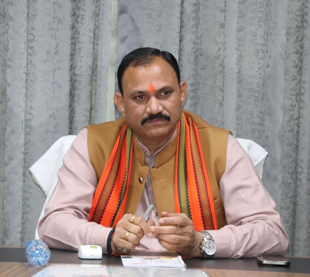 स्वास्थ्य मंत्री श्याम बिहारी जायसवाल के प्रयासों से मनेंद्रगढ़ के विकास के लिए 11 विकास कार्यों की मिली स्वीकृति