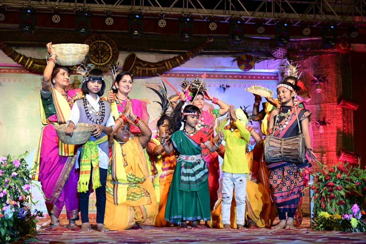 छत्तीसगढ़ जनजातीय आयोग के अध्यक्ष श्री रूपसिंह मंडावी ने किया शुभारंभ