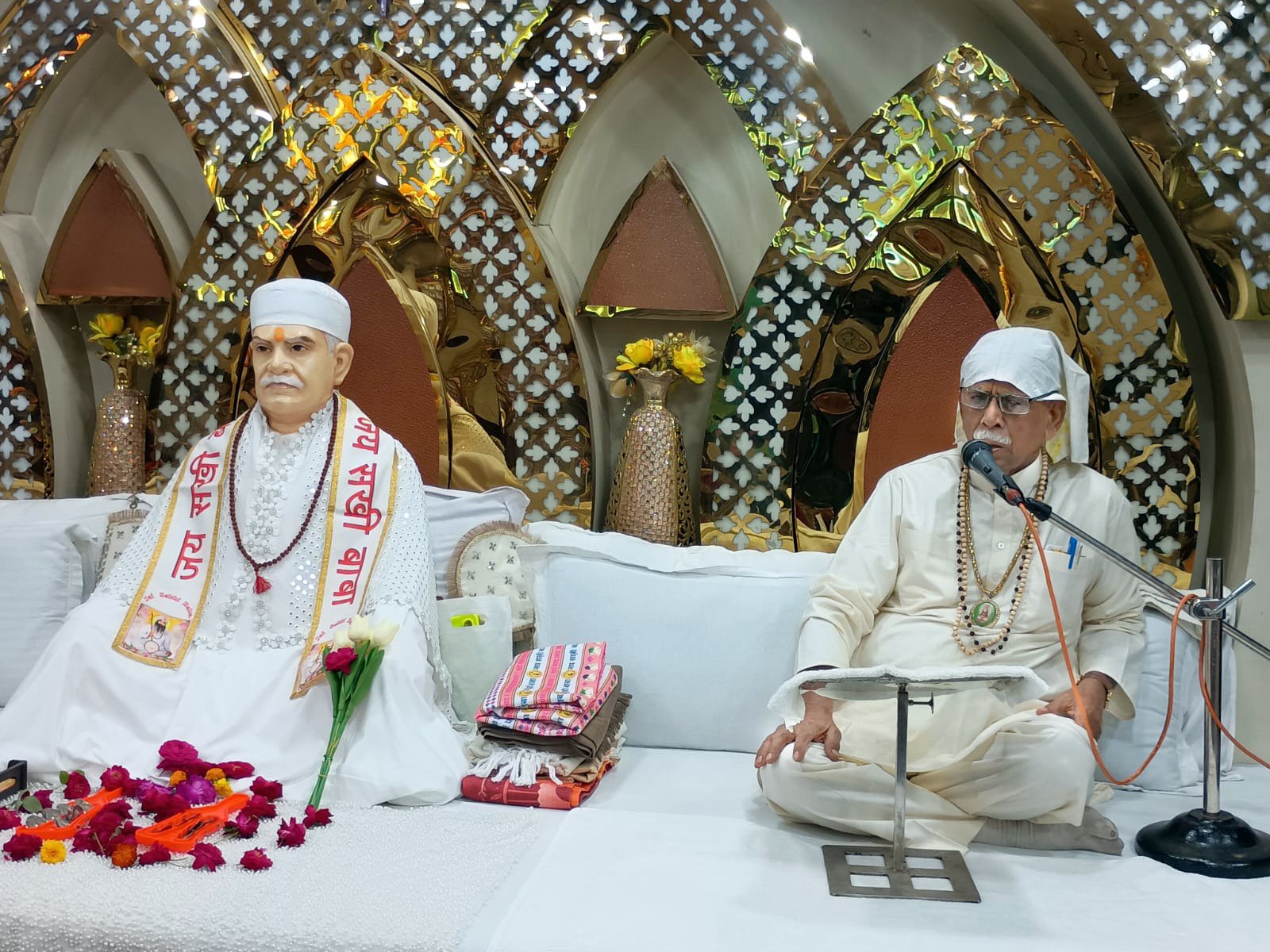 सवा करोड़ सिन्धी सवा सौ करोड़ हिन्दुओं के धर्मगुरु शंकराचार्यों के संपर्क में शास्त्रसम्मत जीवन की मिसाल कायम करें : साईं मसन्द