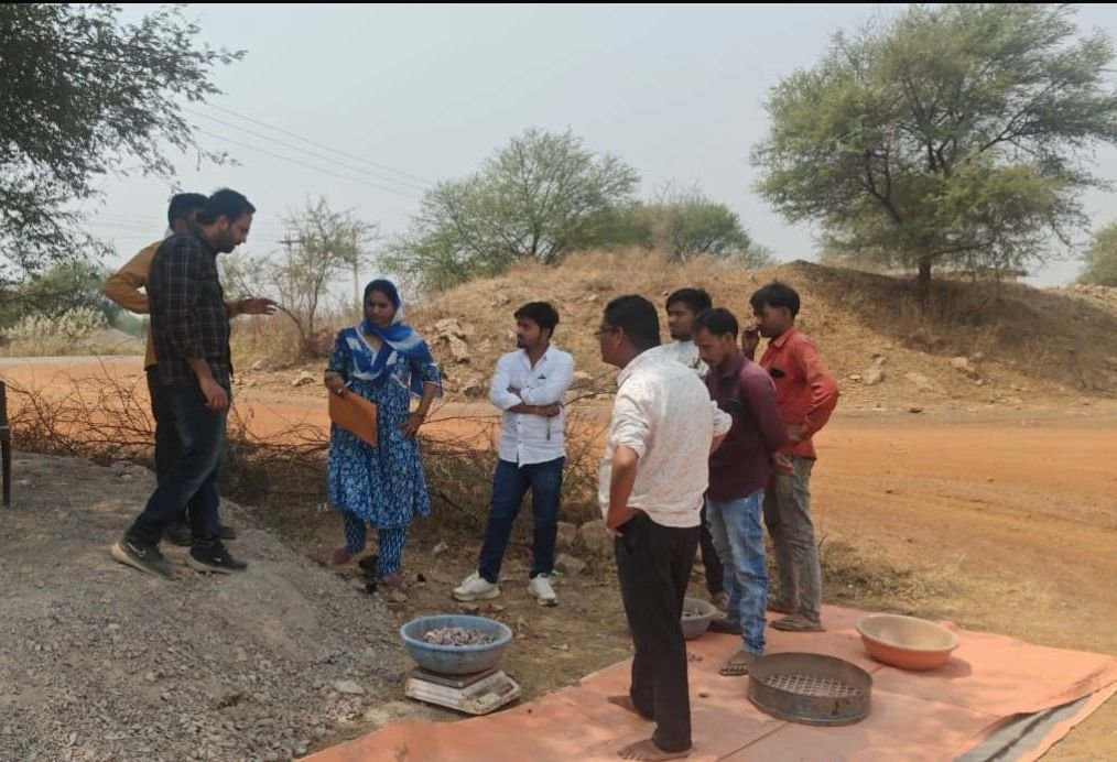 जनपद पंचायत छुरिया के सामुदायिक भवन में मूल्यांकन शिविर का हुआ आयोजन