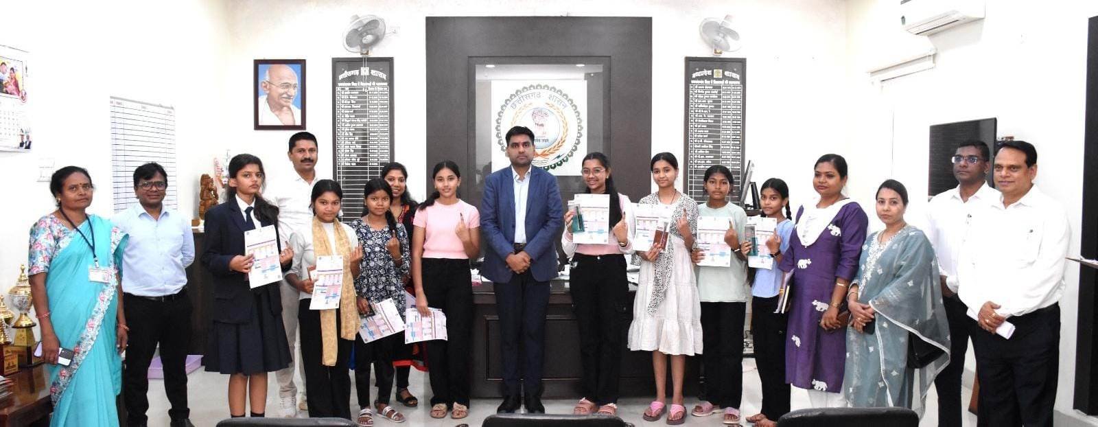 राजनांदगांव जिले में बच्चों ने लगवाई एचपीवी वैक्सीन