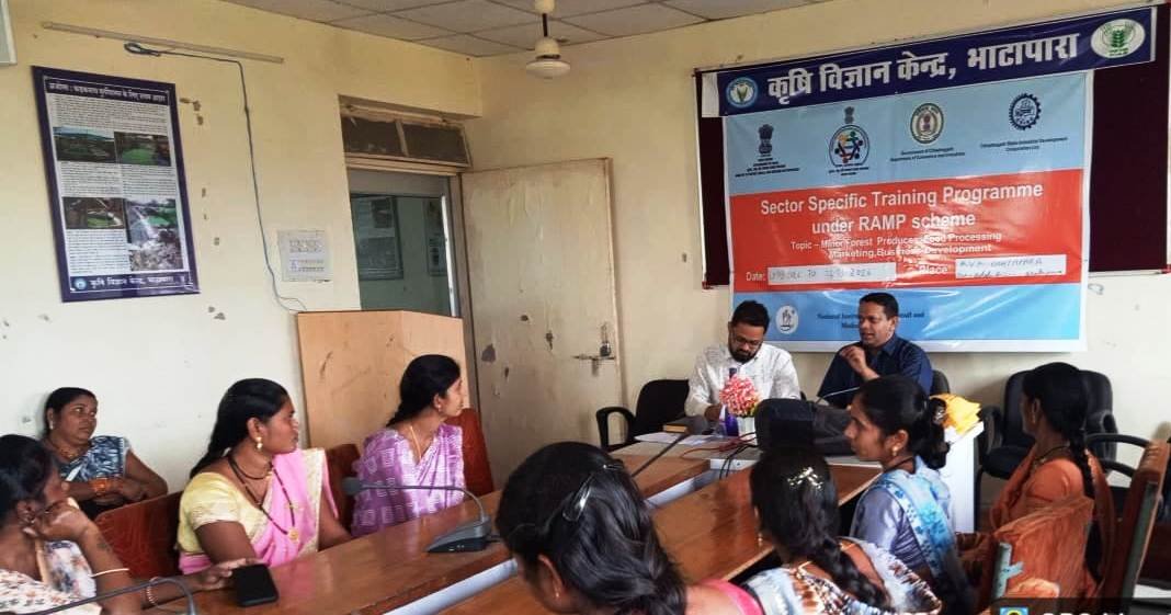 रैंप योजना अंतर्गत लघु वनोपज आधारित फूड प्रोसेसिंग प्रशिक्षण सम्पन्न