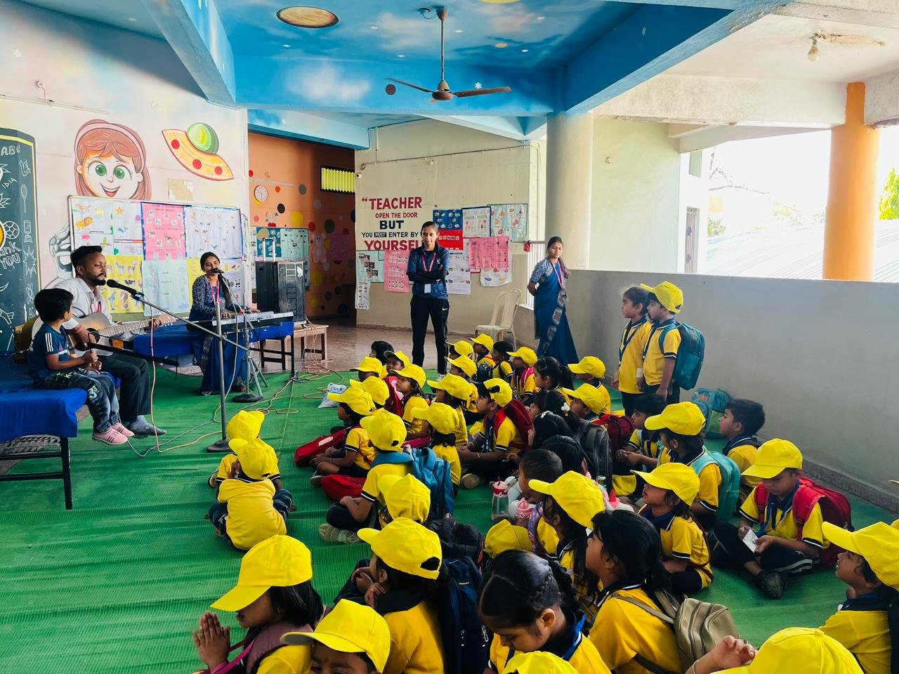 गुरुकुल में किड्स कैंप का भव्य आयोजन