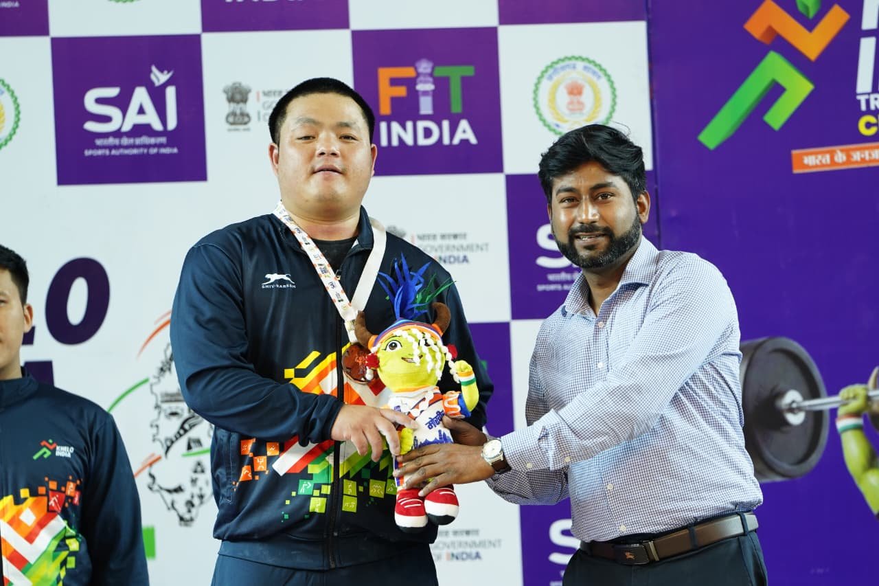 भारत्तोलन पुरुष 88 किग्रा वर्ग में अरुणाचल के रुबा ताडु बने चैंपियन