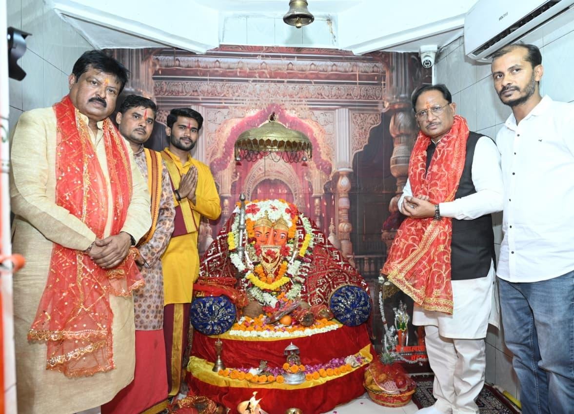 मुख्यमंत्री  विष्णुदेव साय ने चंदखुरी में माता कौशल्या एवं भगवान श्रीराम के किए दर्शन: प्रदेश की सुख-समृद्धि की कामना की