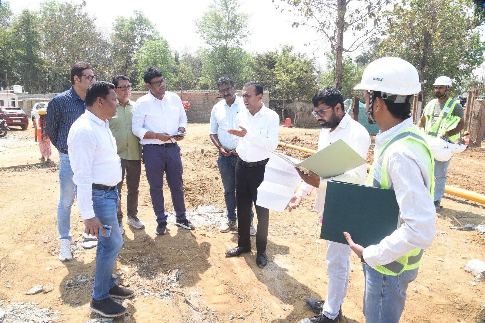 कलेक्टर ने नगर पालिक निगम के विकास कार्यों का किया निरीक्षण निर्माणाधीन सीवरेज ट्रीटमेंट प्लांट और जल प्रदाय व्यवस्था को समय-सीमा में पूर्ण करने के निर्देश वेस्ट मैनेजमेंट की प्रक्रिया को डिजिटाइजेशन करने के निर्देश
