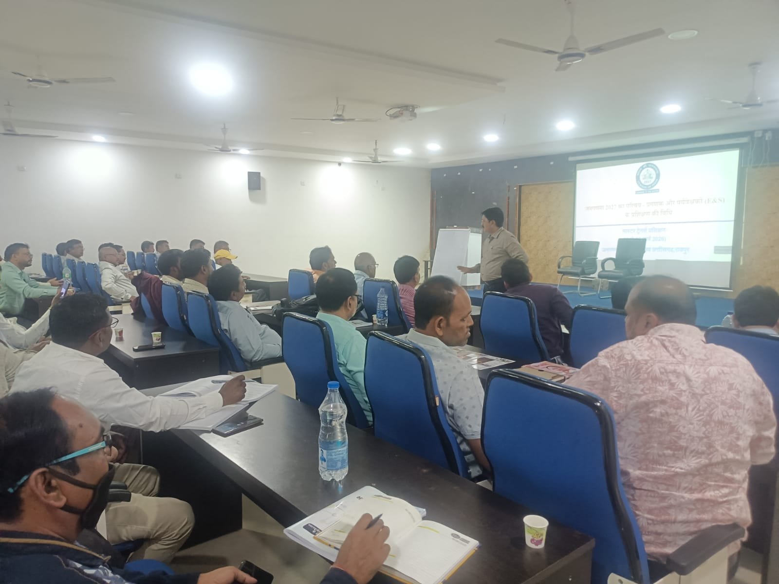 जनगणना के लिए फिल्ड ट्रेनर का प्रशिक्षण संपन्न 23 से 25 मार्च तक मंत्रणा सभाकक्ष में दिया गया प्रशिक्षण