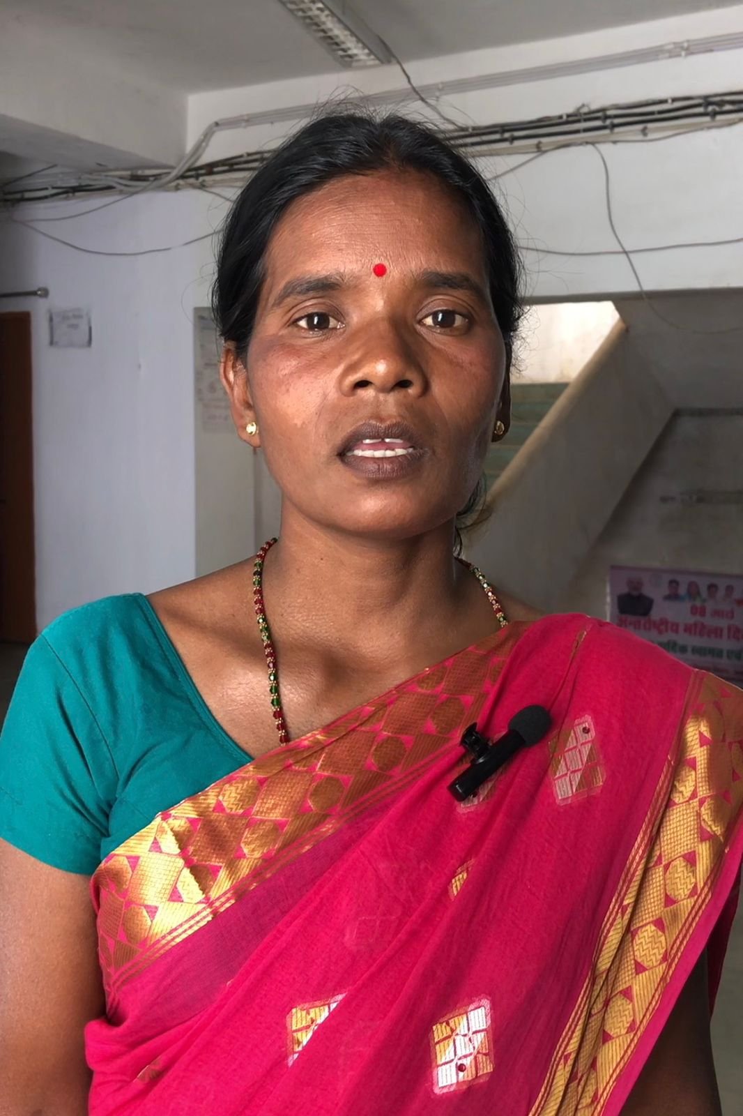 महतारी वंदन योजना से महिलाएं बन रहीं आत्मनिर्भर महिलाएं अपनी छोटी मोटी जरूरतों को कर रही पूरी