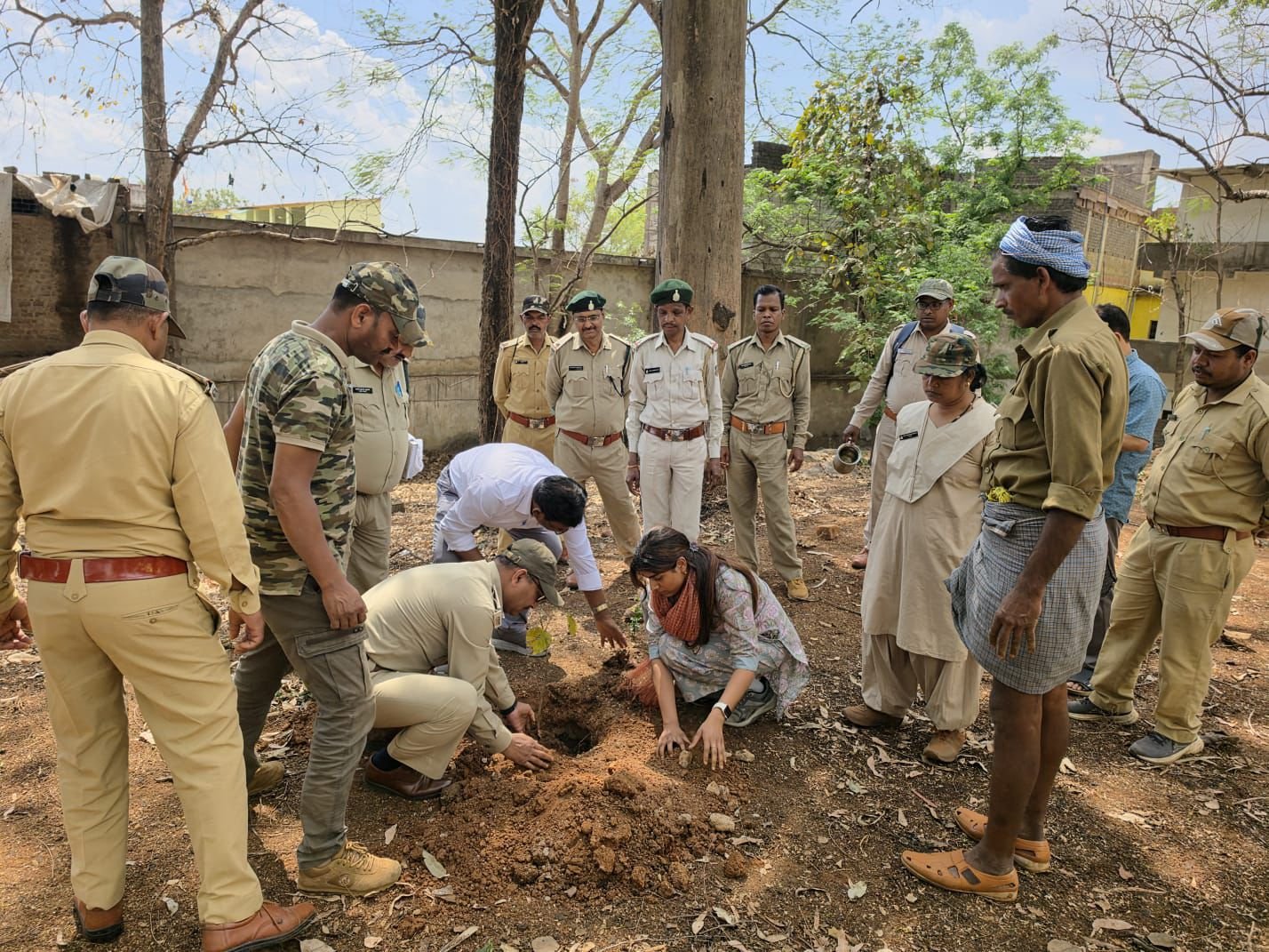 जशपुर वन मंडल में विश्व वानिकी दिवस 2026 का आयोजन ष्वन और अर्थव्यवस्थाएँ विषय पर कार्यक्रम एवं रैली आयोजित